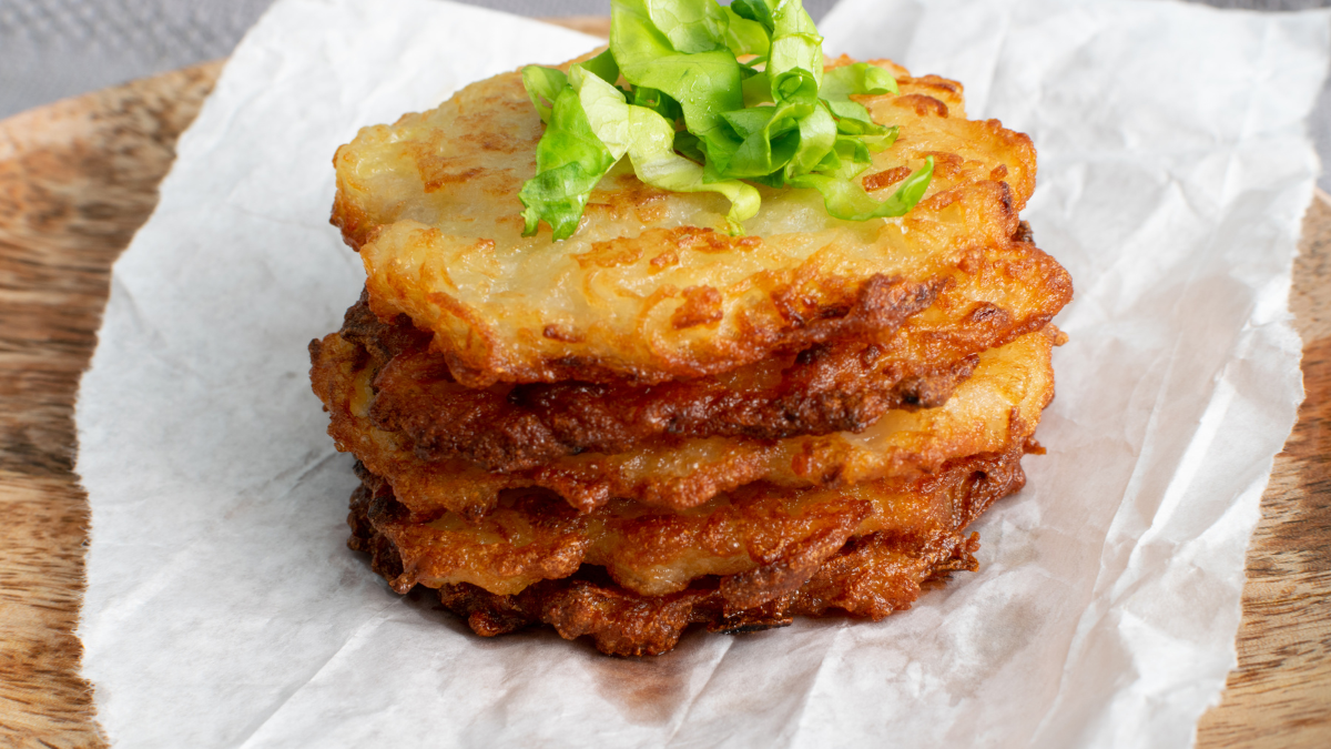 tradycyjne placki smażone na patelni